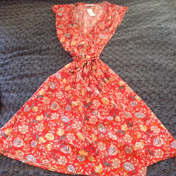 LOFT Dresses & Skirts - Ann Taylor Loft dress size 6